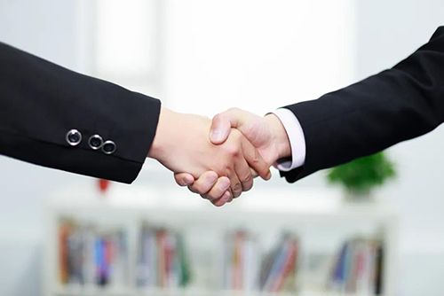 秉持着“专注立异，专心折务”的理念，南宫28一直把每一个客户看成是公司的VIP